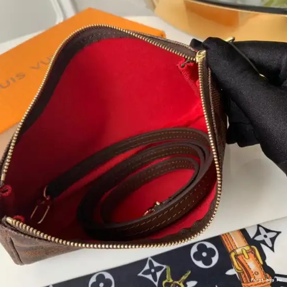 Frstbag ru Vuitton POCHETTE ACCESSOIRES Louis 0707